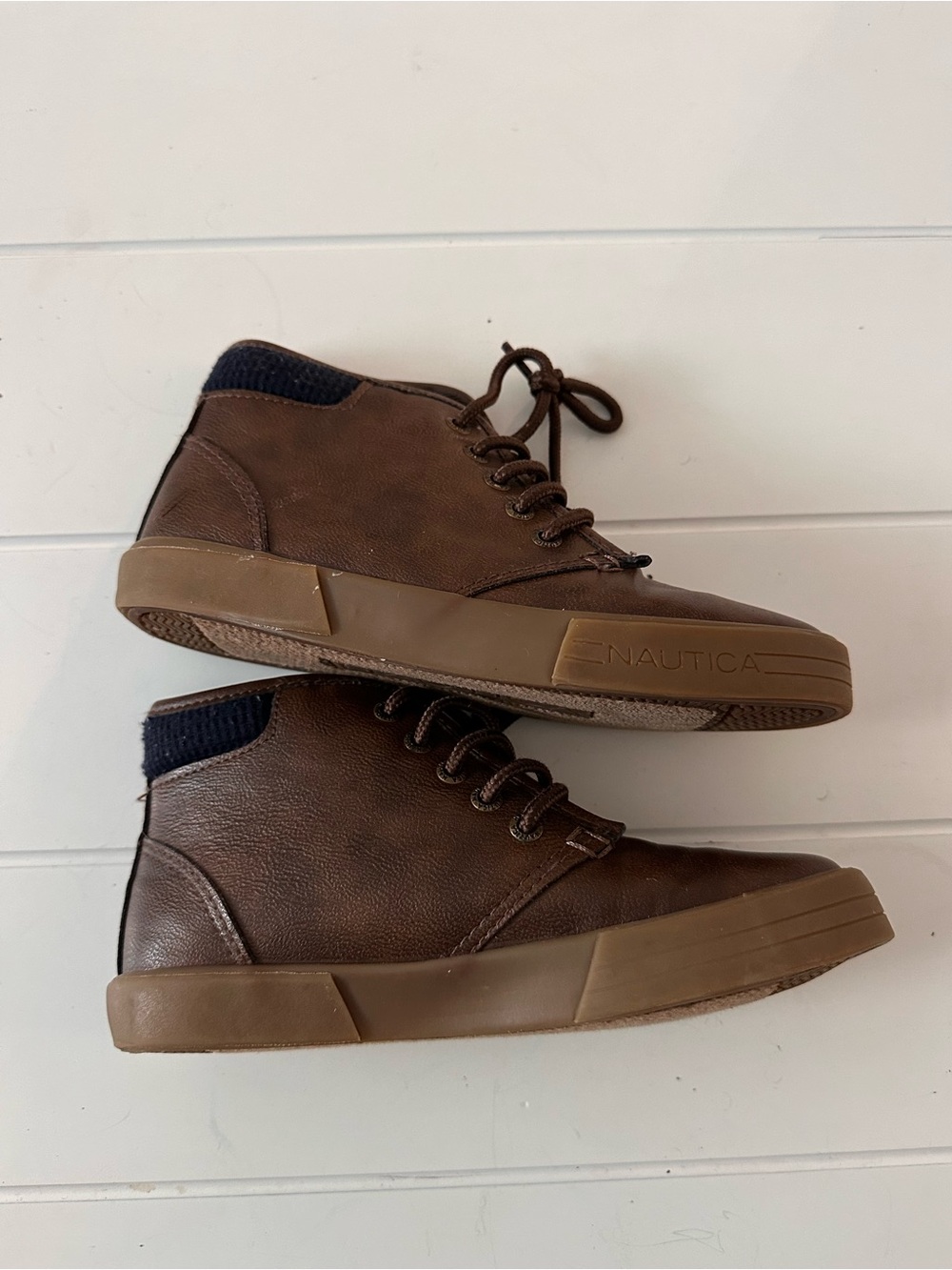 Nautica Brown Leather Chukka Boots with Lace-Up